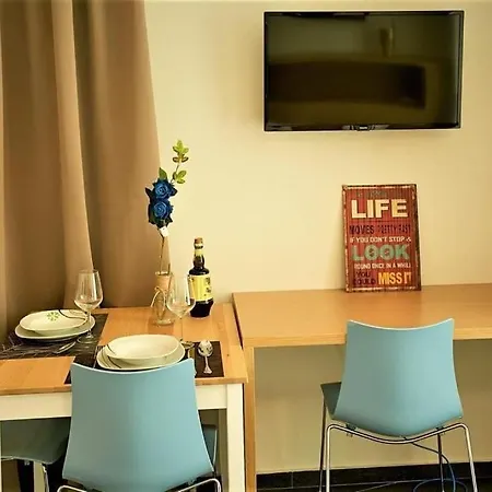 アパート Magnet Comfort 63 *